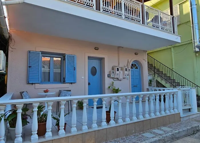 Cedar House A Greek Treasure בית נופש *